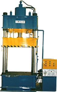 四柱液壓機